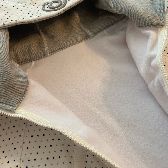 Vintage Lululemon Scuba - Picture 4 of 4